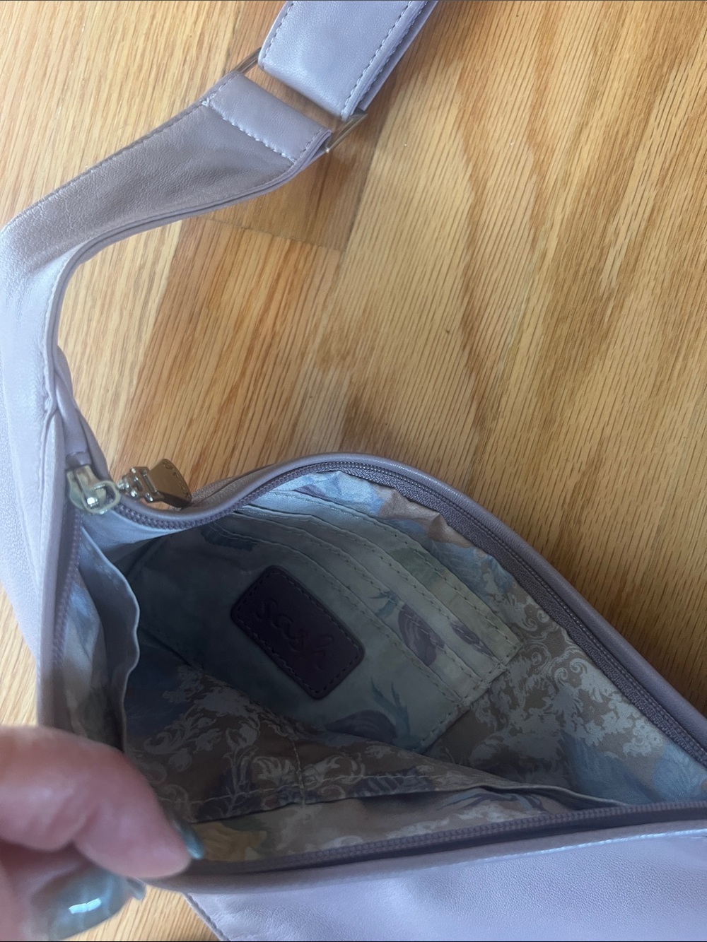 Sash Crossbody bag - Picture 4 of 8